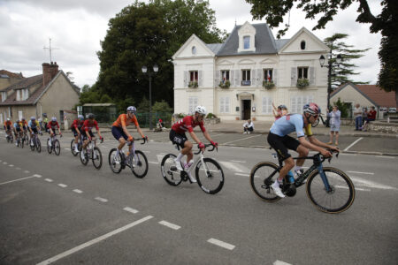 JO Paris 2024 course cicliste, passage a VSF Photos Antonio Borga_4